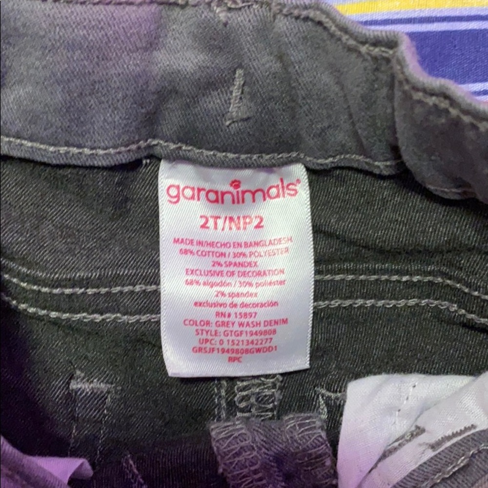 Jeans - Picture 3 of 3